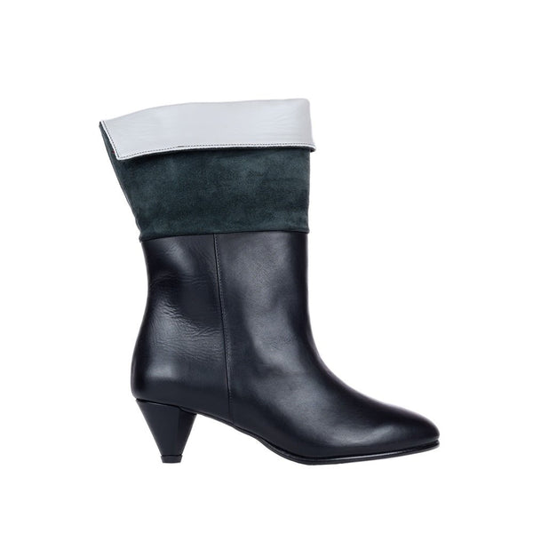 Cath - Black - Anthracite - Gray - Signed by You